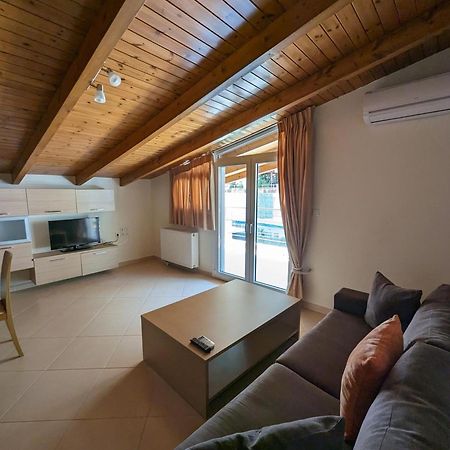 Samaras Apartments In קמנה וורלה מראה חיצוני תמונה