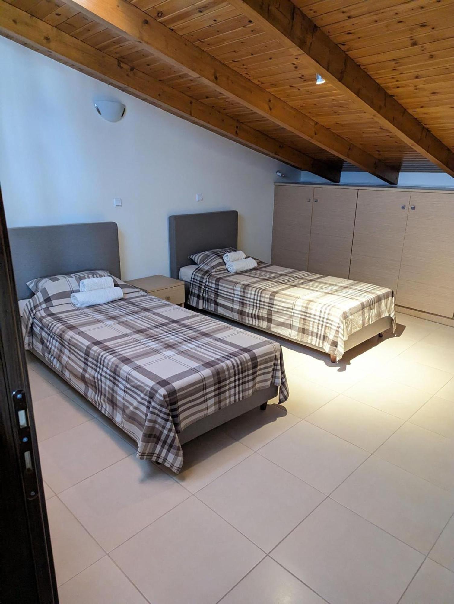 Samaras Apartments In קמנה וורלה מראה חיצוני תמונה