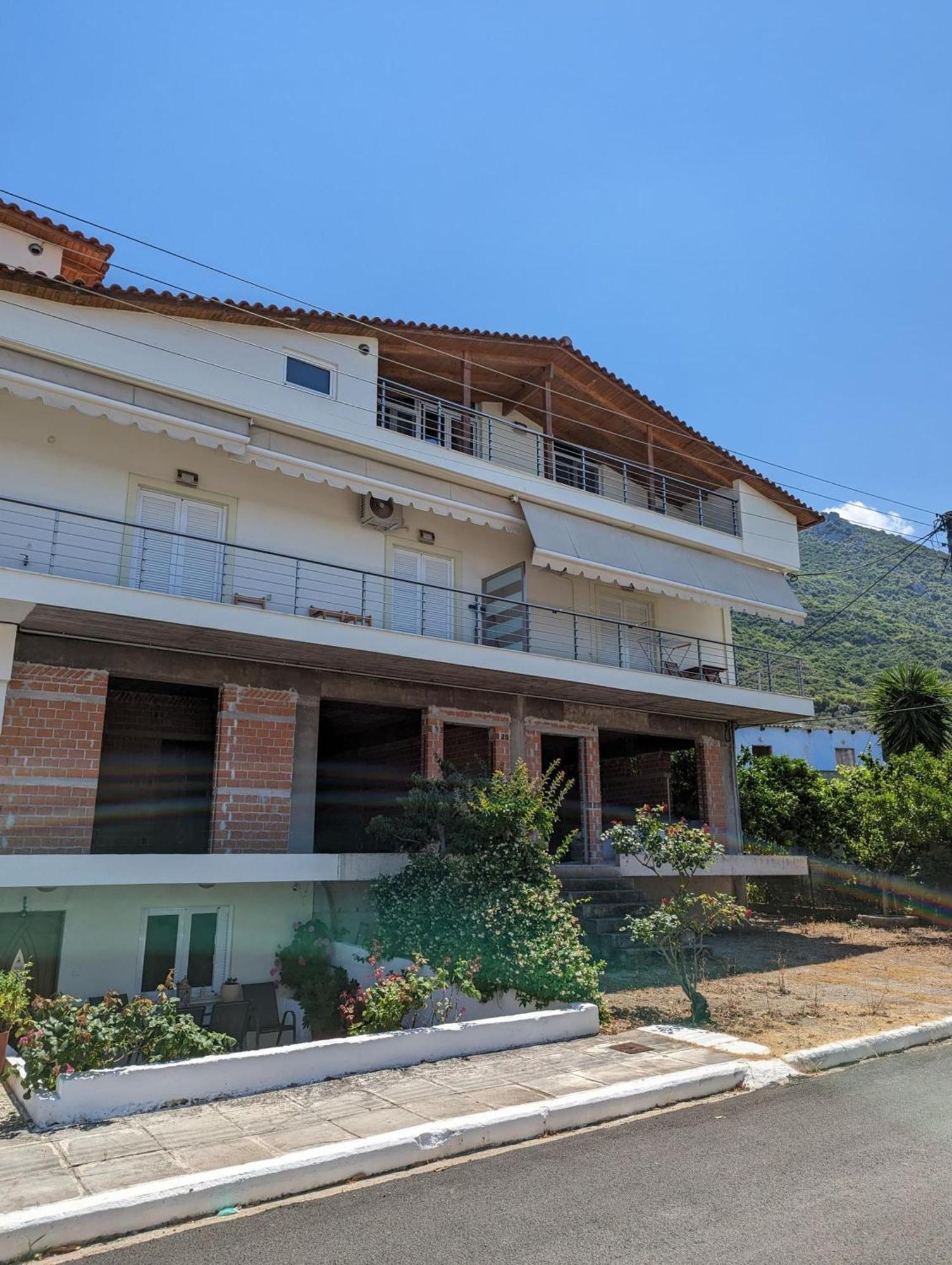 Samaras Apartments In קמנה וורלה מראה חיצוני תמונה